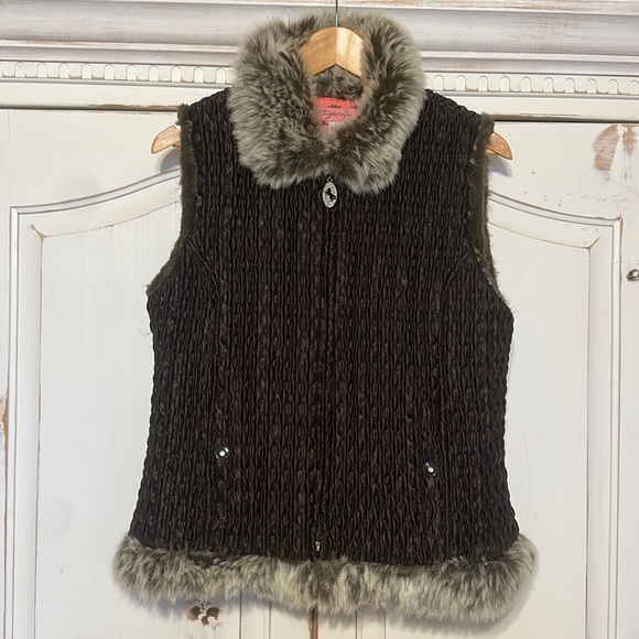 Cowgirl up puffer vest - Picture 1 of 5